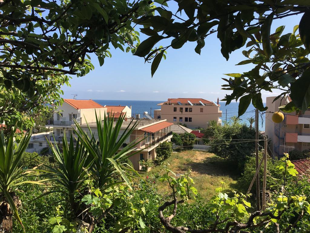 Makis Studios & Apartments Poros  Luaran gambar